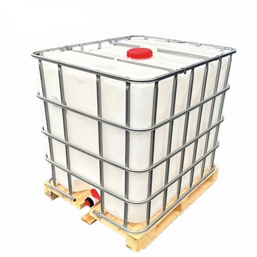 original-12458.jpg Бак для жидкости Attika 1000 л пластиковый с крышкой на деревянной паллете белый — изображение 1