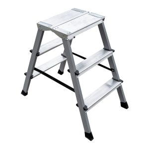 Стремянка алюминиевая 3 ступени 80 мм двухсторонняя 0,66 м Новая высота 200