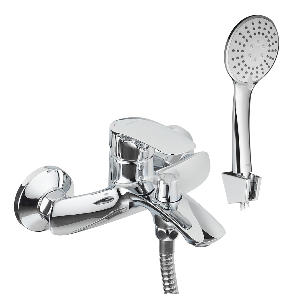 original-35490.jpg Смеситель для ванны Milardo Rora хром однорычажный с коротким изливом с лейкой (RORSB00M02) — изображение 1