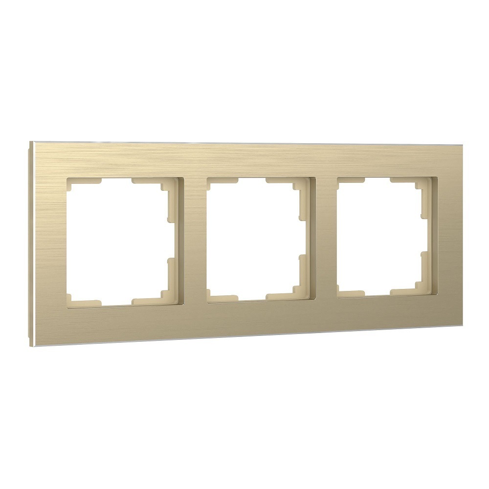 original-6719.jpg Рамка Werkel Aluminium трехместная шампань (a052314) — изображение 1